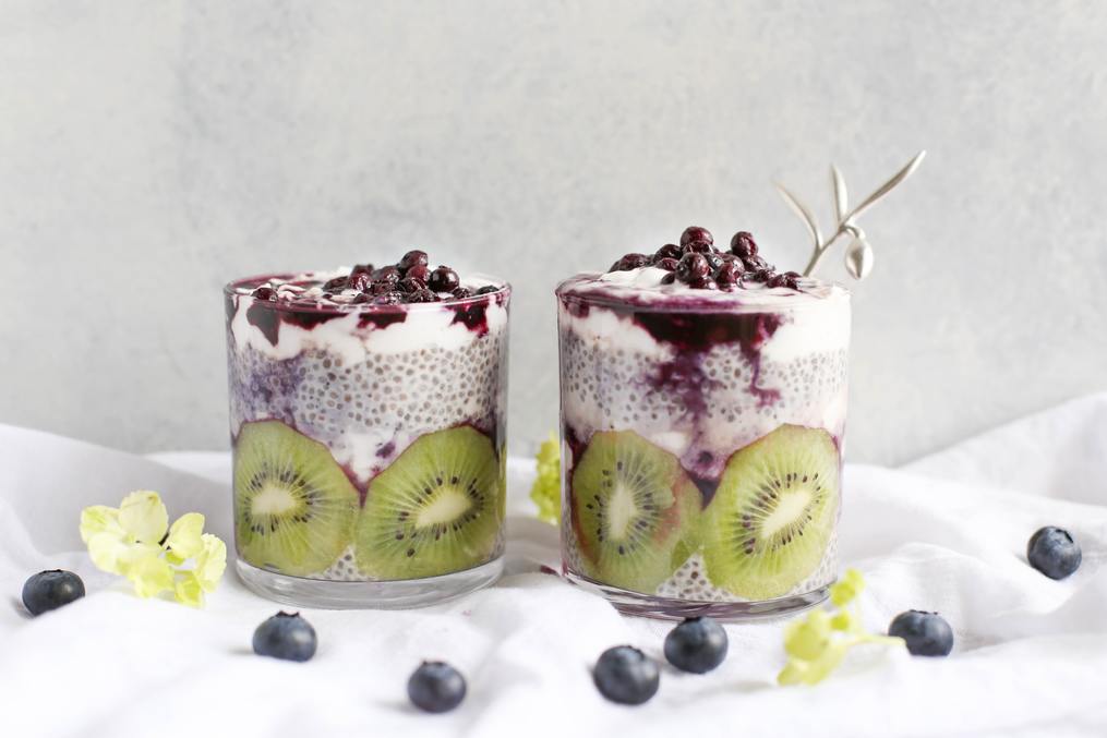 Healthy-diet-fruit-smoothie-blue-berries-new-blog-post-how-to-balance-teaching-and-writing-susan-shiney